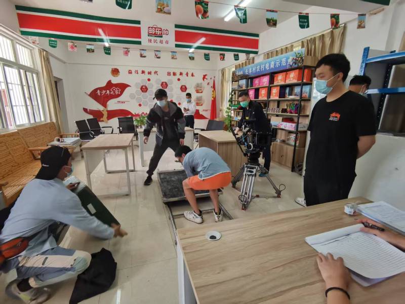 平谷区广告片拍摄公司：极简主义践行者，少即是多的视觉哲学